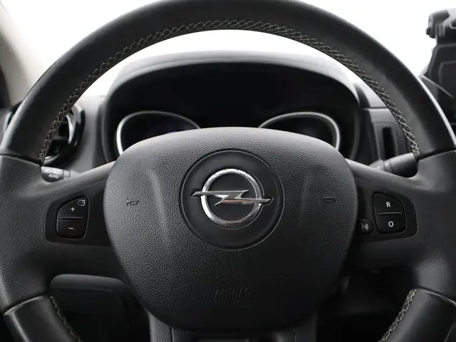 Opel Vivaro 1.6 CDTI 145 PK 2016 Diesel 18