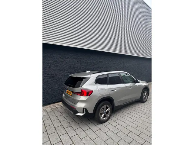 BMW X1 XDrive25e 2024 Hybride Benzine 8