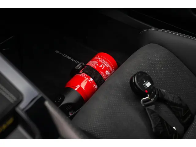 Porsche 911 4.0 GT3 RS 2023 Benzine 28