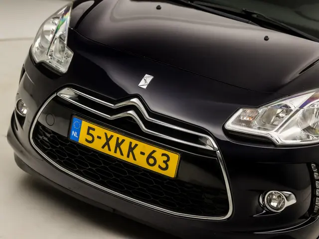 Citroën DS3 1.2 VTi So Chic 2014 Benzine 24
