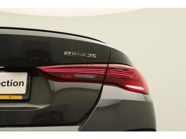 BMW i4 eDrive35 2025 Elektrisch 32