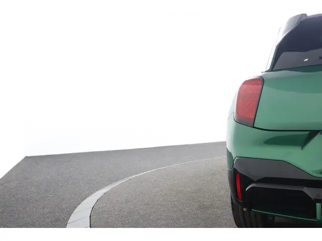 MINI Aceman E 2025 Elektrisch 32