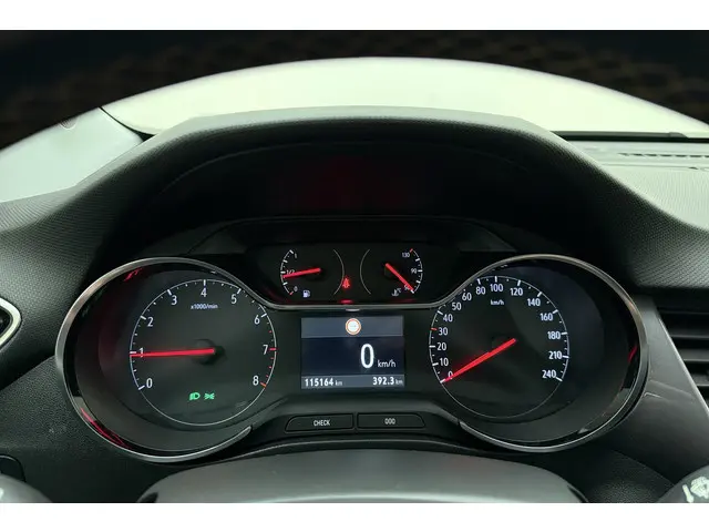 Opel Crossland X 1.2 Turbo Innovation 2018 Benzine 27