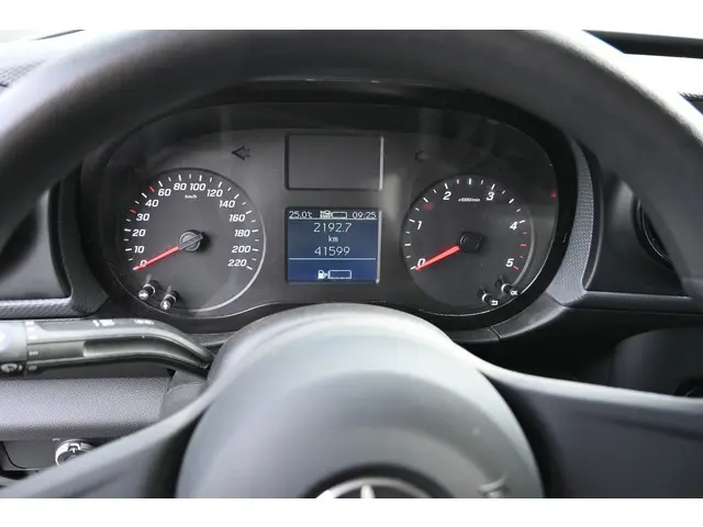 Mercedes-Benz Citan 108 CDI L1 2023 Diesel 12