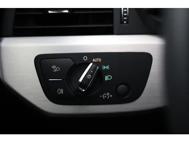 Audi A4 Avant 40 TFSI 3x S-Line 204pk 2020 Benzine 44