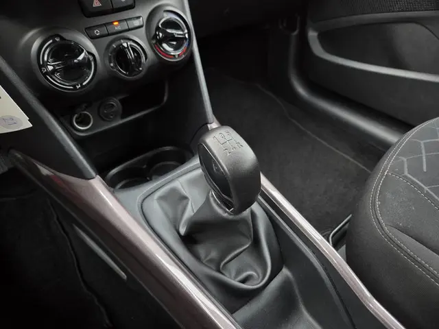 Peugeot 2008 1.2 PureTech Active 2015 Benzine 27