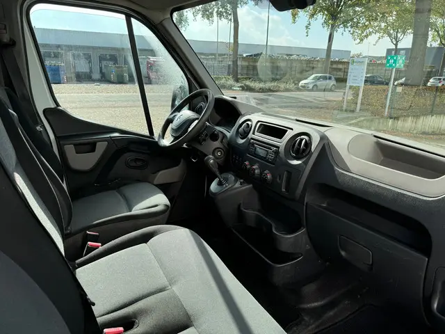 Renault Master T35 2.3 dCi L1H1 AUTOMAAT 2015 Diesel 8