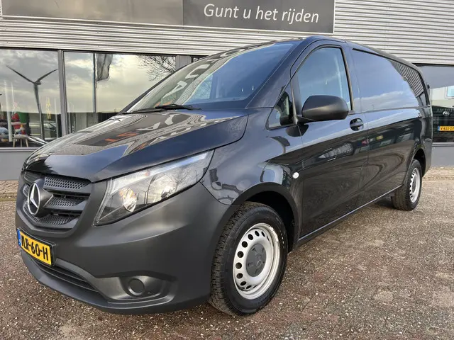Mercedes-Benz Vito 110 CDI Lang 2021 Diesel 12