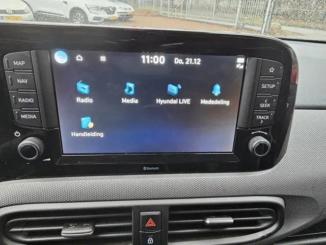 Hyundai i10 1.0 Comfort Smart Navi/Camera 2022 Benzine 23