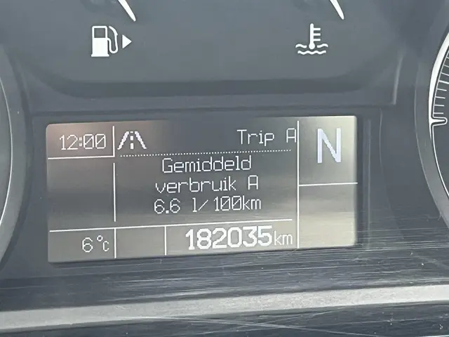 Lancia Ypsilon 0.9 TwinAir Gold 2016 Benzine 26