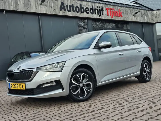 Škoda Scala 1.5 TSI Ambition Business 2021 Benzine 45