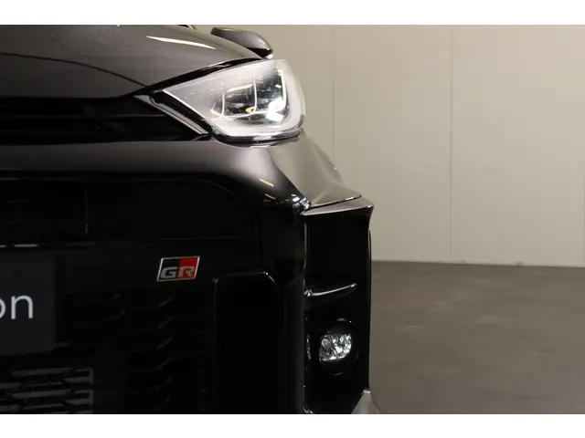 Toyota Yaris 1.6 GR Premium, 1ste eigenaar 2022 Benzine 14