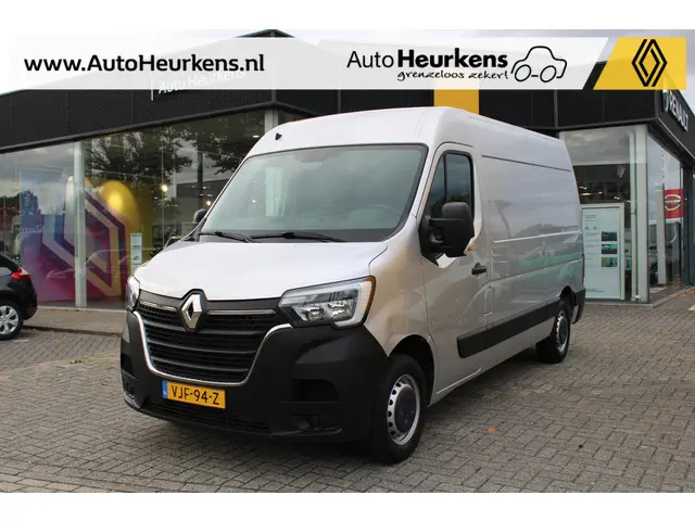 Renault Master T35 2.3 dCi 180 L2H2 Energy 2021 Diesel
