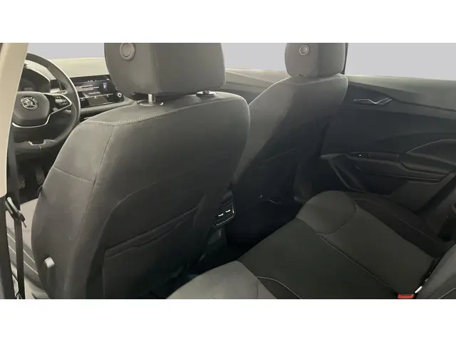 Škoda Fabia 1.0 TSI Selection 2024 Benzine 28