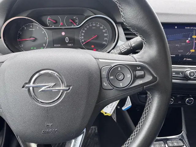 Opel Crossland 1.2 Turbo Elegance 2024 Benzine 17