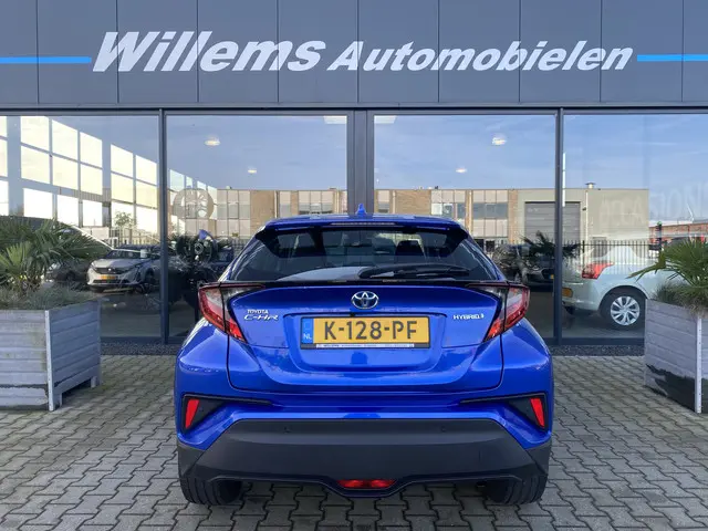Toyota C-HR 1.8 Hybrid Dynamic 2021 Hybride Benzine 10