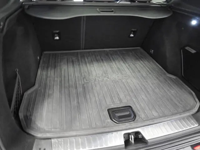 Lynk & Co 01 1.5 PHEV BlackEdition 2024 Hybride Benzine 33