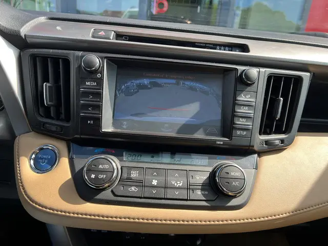 Toyota RAV4 2.5 Hybrid Executive 2019 Hybride Benzine 19
