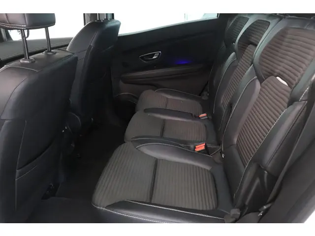 Renault Grand Scénic 1.3 TCe Bose 2019 Benzine 11