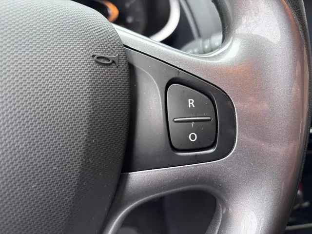 Renault Clio 0.9 TCe ECO Night&Day 2015 Benzine 26