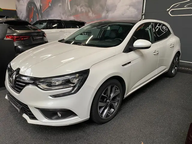 Renault Mégane 1.2 TCe Bose NAVI HUD 132 PK 2016 Benzine 3