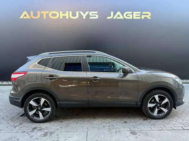 Nissan QASHQAI 1.2 N-Connecta Panorama 2017 Benzine 10