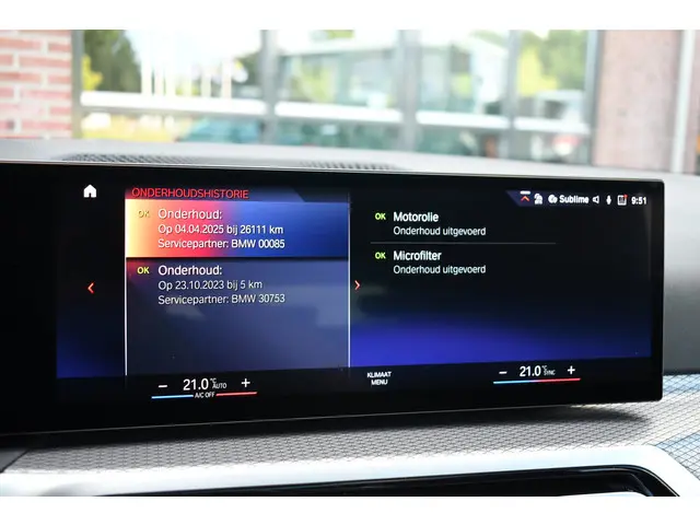 BMW 3 Serie Touring 330e M-Sport 2023 Hybride Benzine 47