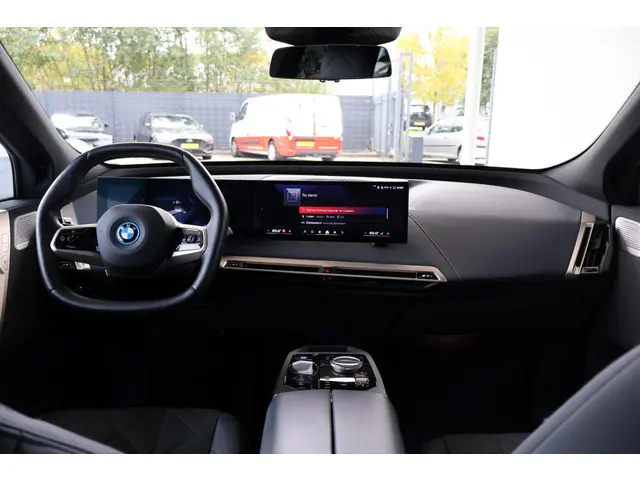 BMW iX M60 High Executive 112 kWh 2023 Elektrisch 10