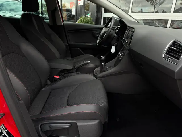 SEAT Leon 1.4 TSI FR 140pk / PDC / 2013 Benzine 11