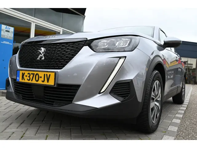 Peugeot 2008 1.2 PureTech Active 2020 Benzine 4