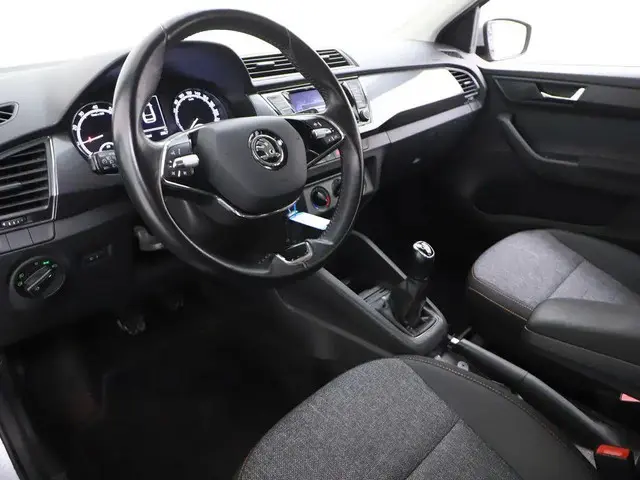 Škoda Fabia Combi 1.0 TSI Business Edition 2021 Benzine 25