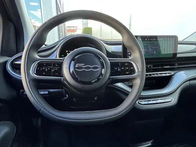 Fiat 500e 42 kWh 2023 Elektrisch 41