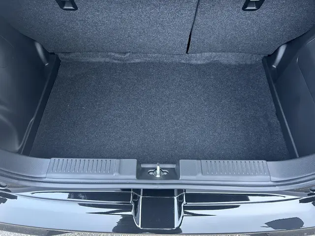 Suzuki Swift 1.2 Style Smart Hybrid 2025 Benzine 22