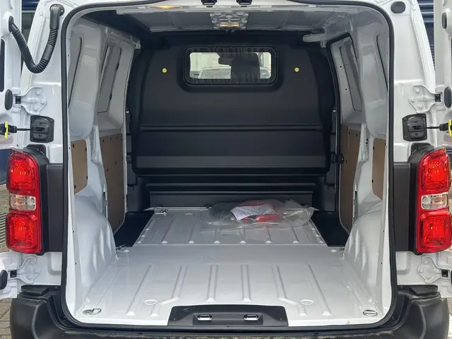 Peugeot Expert e-Expert Long 75 kWh 2025 Elektrisch 9