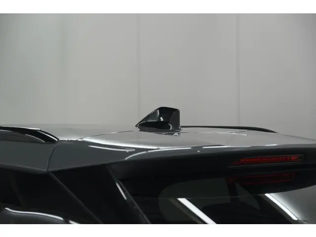 Peugeot 2008 PureTech 100 Allure 2024 Benzine 23