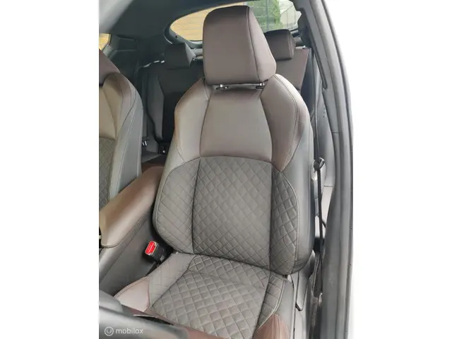 Toyota C-HR 1.8 Hybrid Executive 2018 Hybride Benzine 7