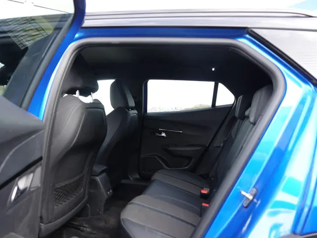 Peugeot e-2008 EV GT 50 kWh 2022 Elektrisch 6