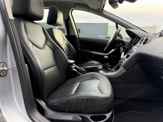 Peugeot 308 1.6 VTi Active 2012 Benzine 8