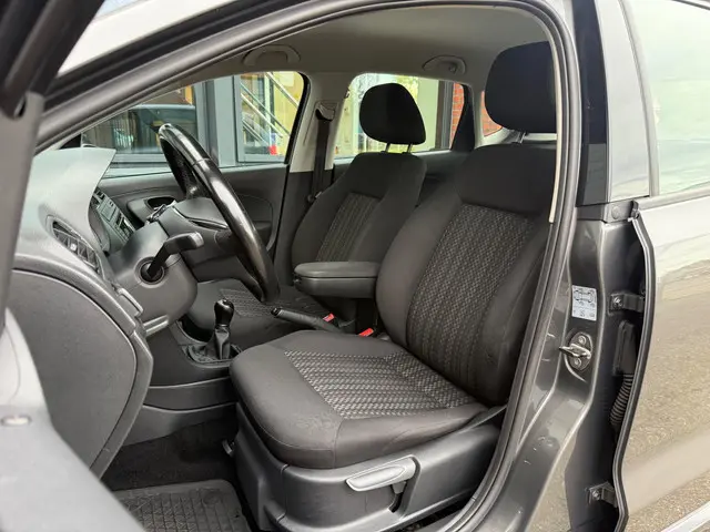 Volkswagen Polo 1.0 | NAVI | NEW APK | AIRCO | 2017 Benzine 11