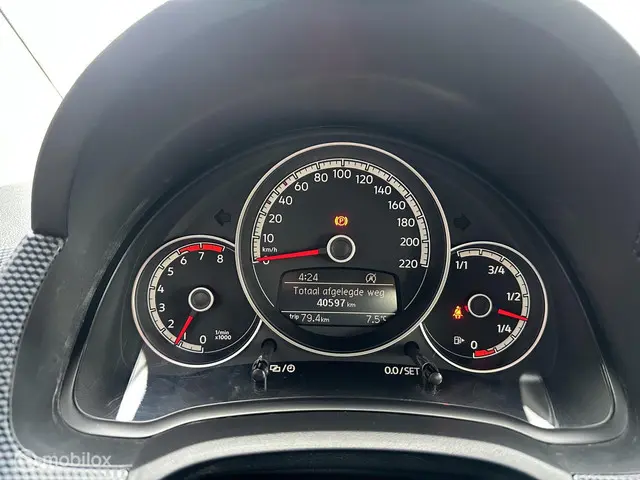 Volkswagen up! 1.0 2022 Benzine 10