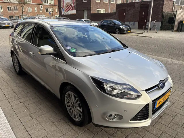Ford Focus Wagon 1.0 EcoBoost Edition Plus 2014 Benzine 6