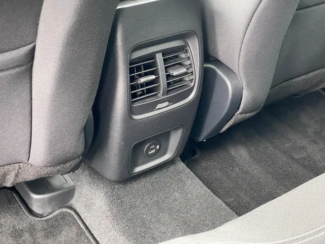 Ford Kuga 2.5 PHEV Titanium 2021 Hybride Benzine 20