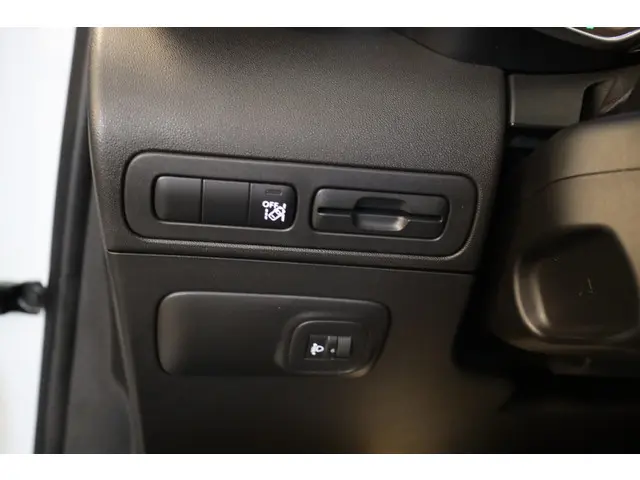 Citroën C3 Aircross PT 110 Shine 2020 Benzine 32