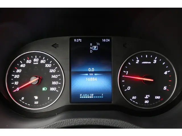 Mercedes-Benz Sprinter 317 CDI AUT. L2H2 2023 Diesel 4