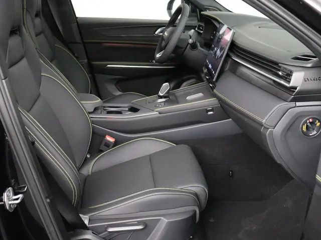 Lynk & Co 01 1.5 More 2025 Hybride Benzine 35