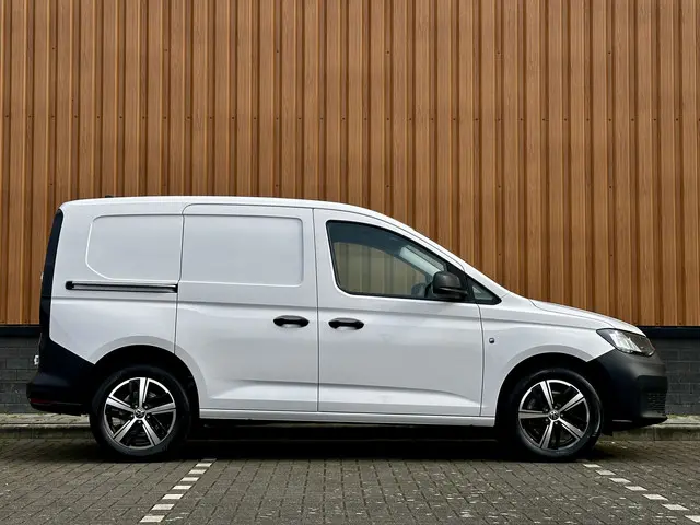 Volkswagen Caddy Cargo 2.0 TDI Trend 2024 Diesel 4