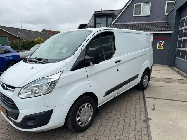 Ford Transit Custom 270 2.2 TDCI L1H1 Trend 2015 Diesel 10