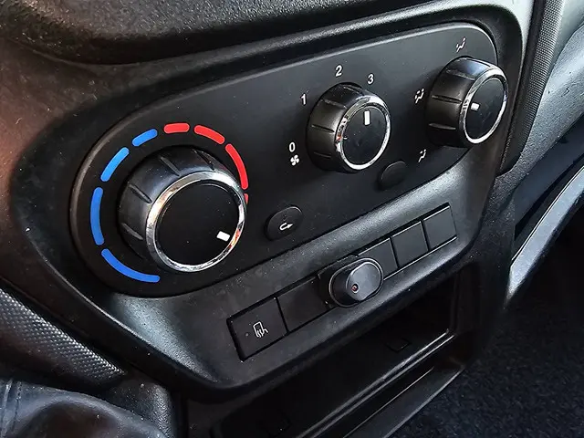 Iveco Daily 35 S 11 2015 Diesel 10