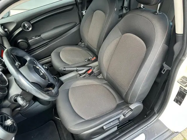 MINI One 1.2 2015 Benzine 8