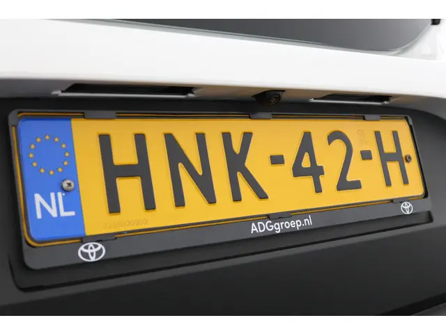 Toyota Aygo X 1.0 VVT-i MT Play 2025 Benzine 35